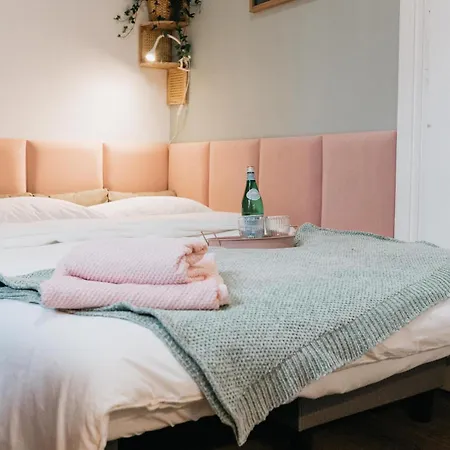 Celna Corner Apartment *